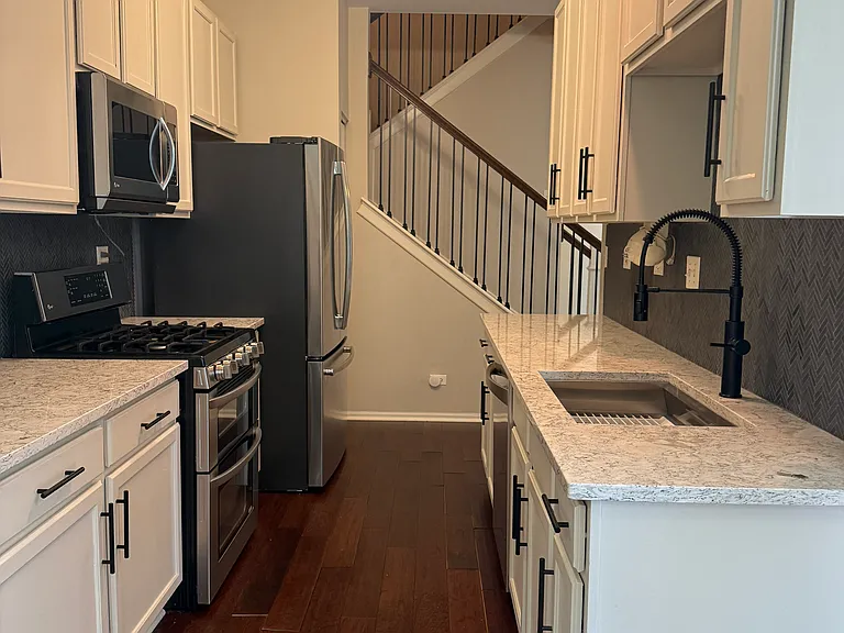 2314 Reflections Dr — Photo 2