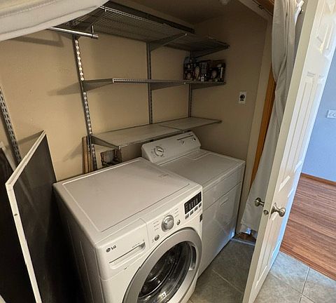 3rd image of 3614 Portage Ln #205