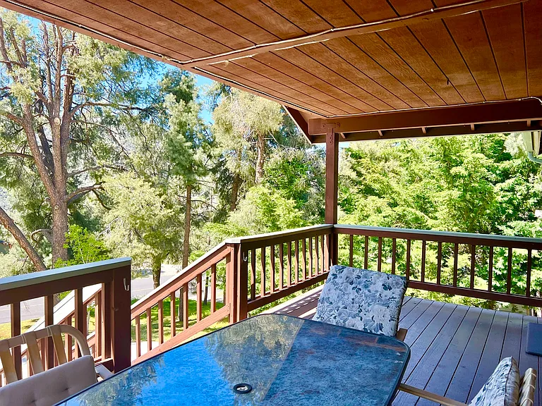 14700 Voltaire Dr — Photo 13