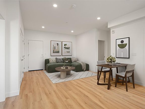 3rd image of 7181 Lantzville Rd #204