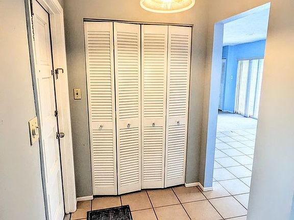 3rd image of 5417 Duncanwood Dr