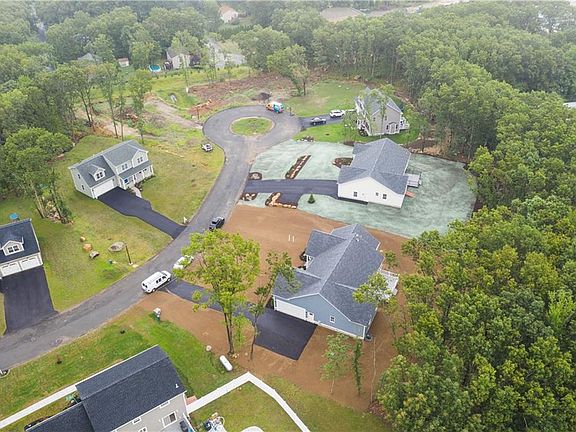 4th image of 6 Bella Woods Ct