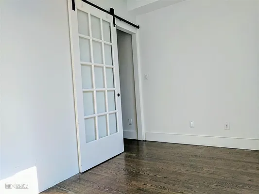 Rented by Citi Habitats | media 32