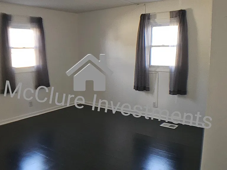 1221 Prospect Ave — Photo 5