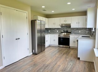 126 Meadow Park Dr, Georgetown, TX 78626