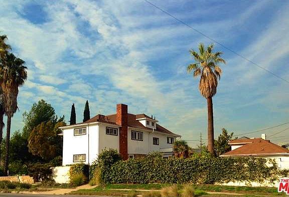 4th image of 5045 Beverly Blvd