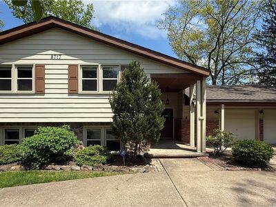 8717 Lake Forest Trl, Chagrin Falls, OH, 44023