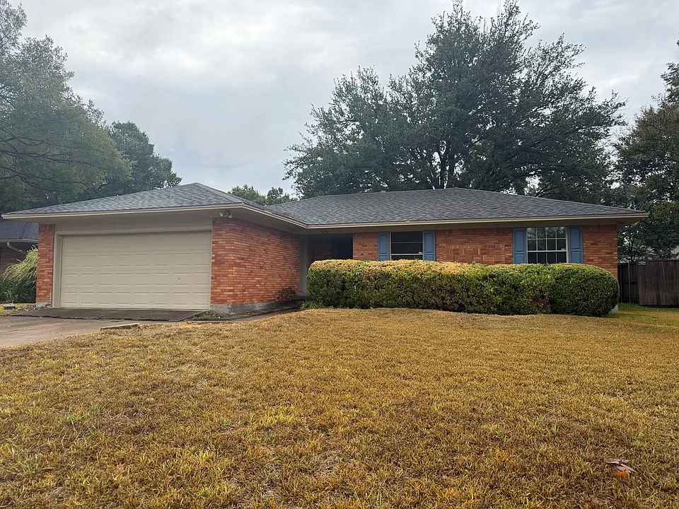 7254 Edgerton Dr