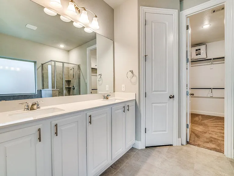 2156 Bailey St — Photo 16
