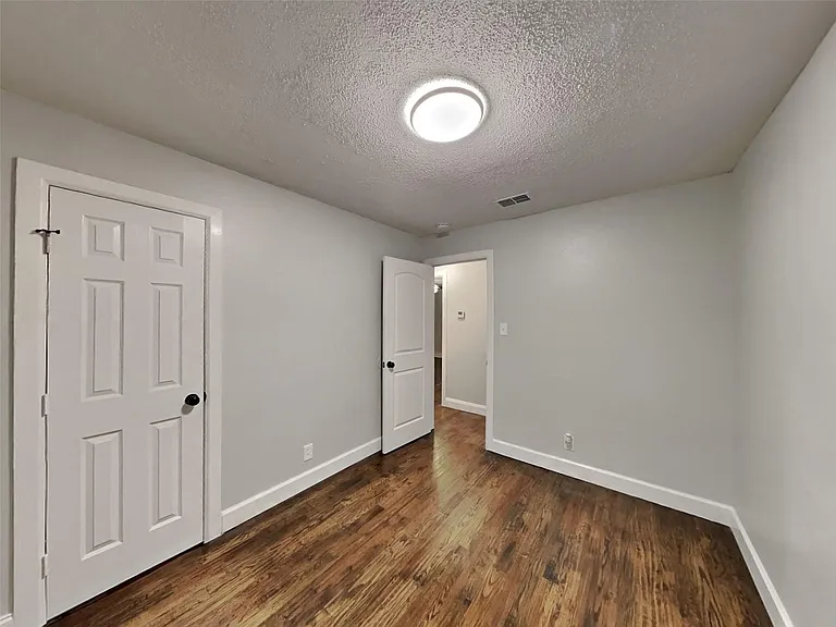 2445 McAdoo Ln — Photo 11