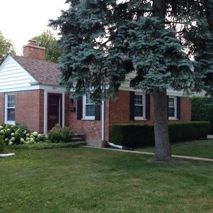 1807 Oak Ave, Northbrook, IL, 60062