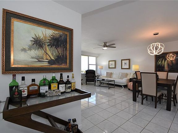 3rd image of 3333 NE 34th Street #1621