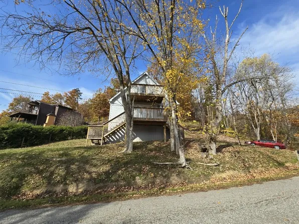 6307 Lakeview Dr, Catlettsburg, KY 41129