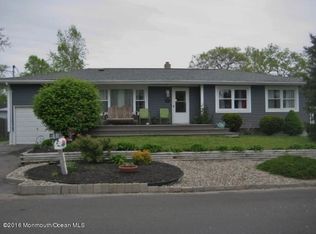 317 Hudson Dr, Brick, NJ