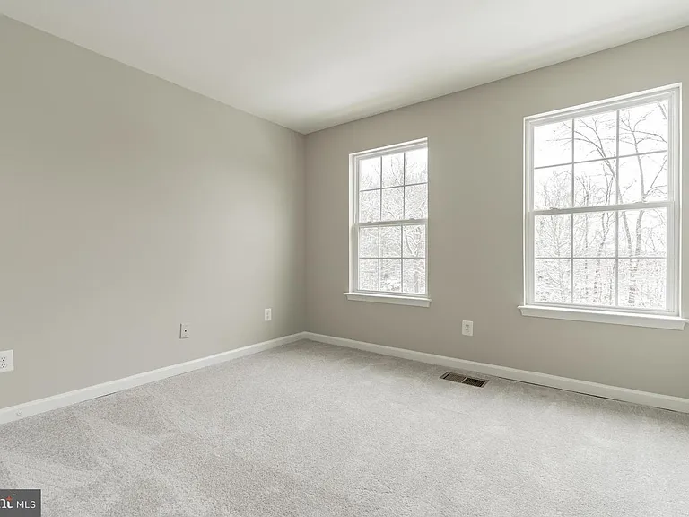 4884 Dane Ridge Cir — Photo 8