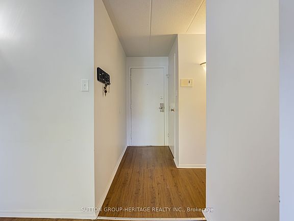 2nd image of 53 Taunton Rd E Unit 63