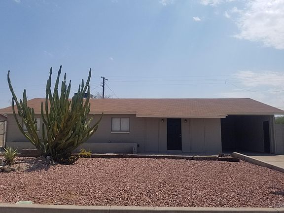 5th image of 301 E Desert Dr