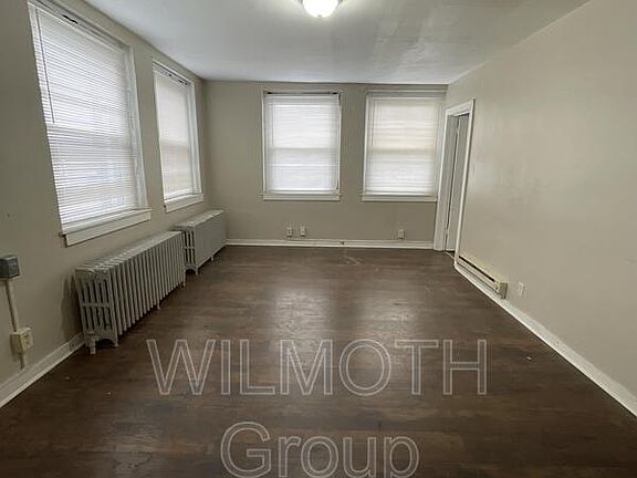 4th image of 201 E Pike St APT 211