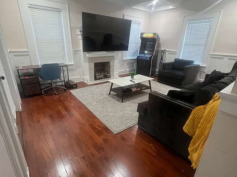 1843 Lakewood Ave SE — Photo 10