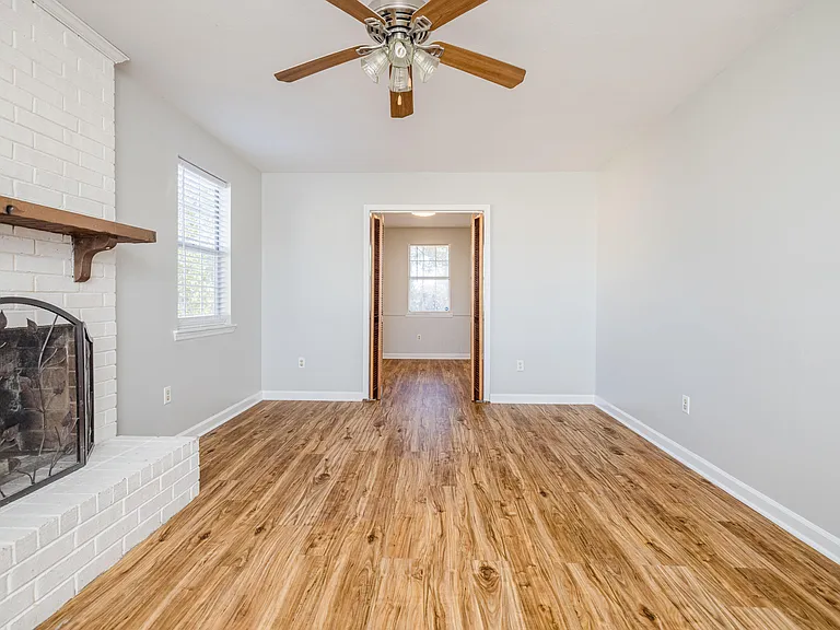 125 Magnolia Dr — Photo 9