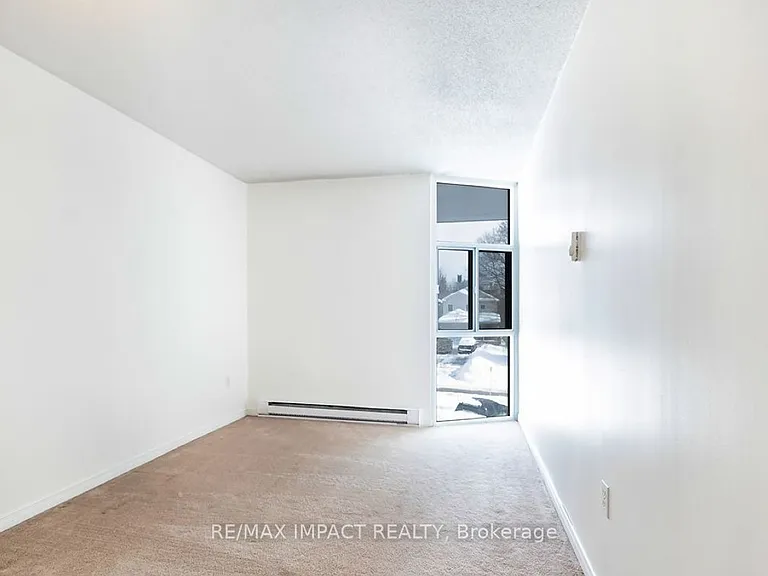 454 Centre St S #412 — Photo 7