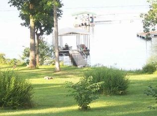 962 Forest Rd, Benton, KY 42025