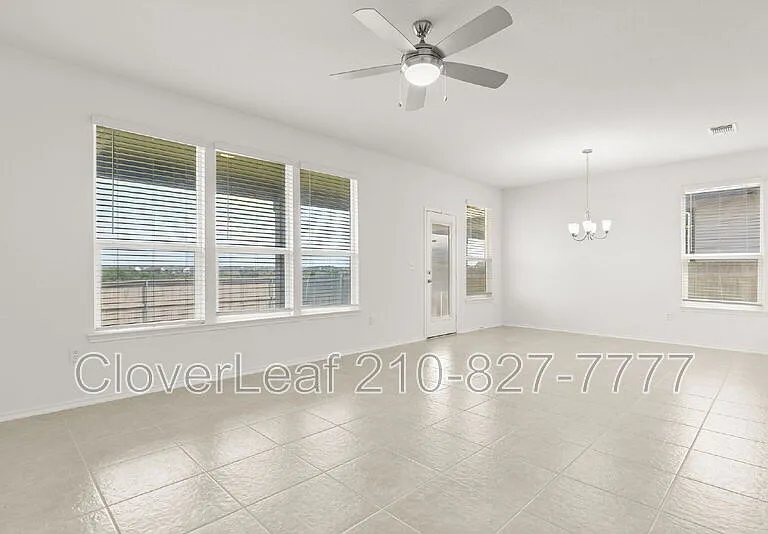 8111 Knoxville Trl — Photo 12