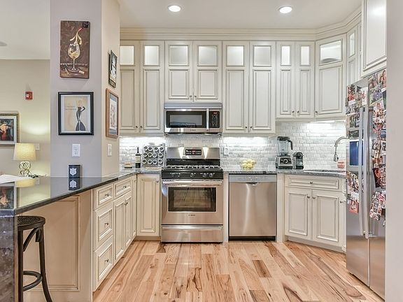 2nd image of 9 Appleton St APT 1