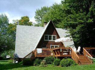 38 Brunelle Rd, Heath, MA 01346