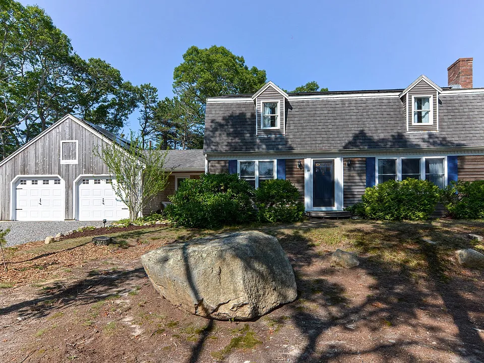 88 Perry Rd