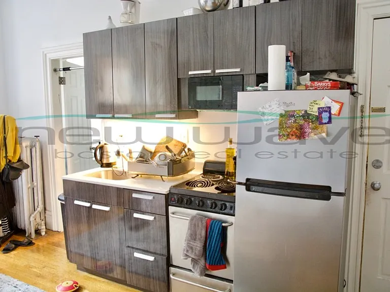 225 Newbury St #5 — Photo 4