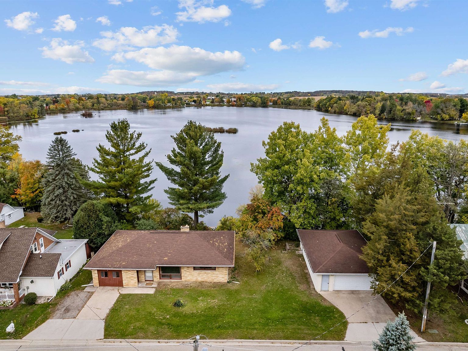 570 Clark St, Manawa, WI 54949 Zillow