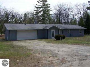 245 W Oak St, Au Gres, MI 48703