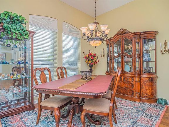5th image of 1408 Sweetgum Cir