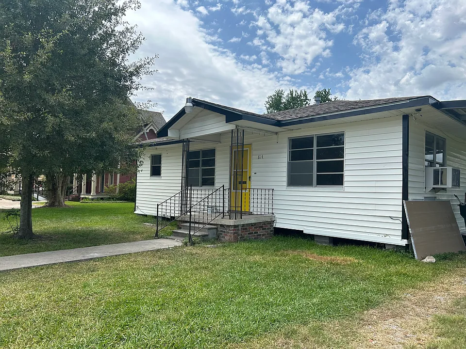 814 Reid St