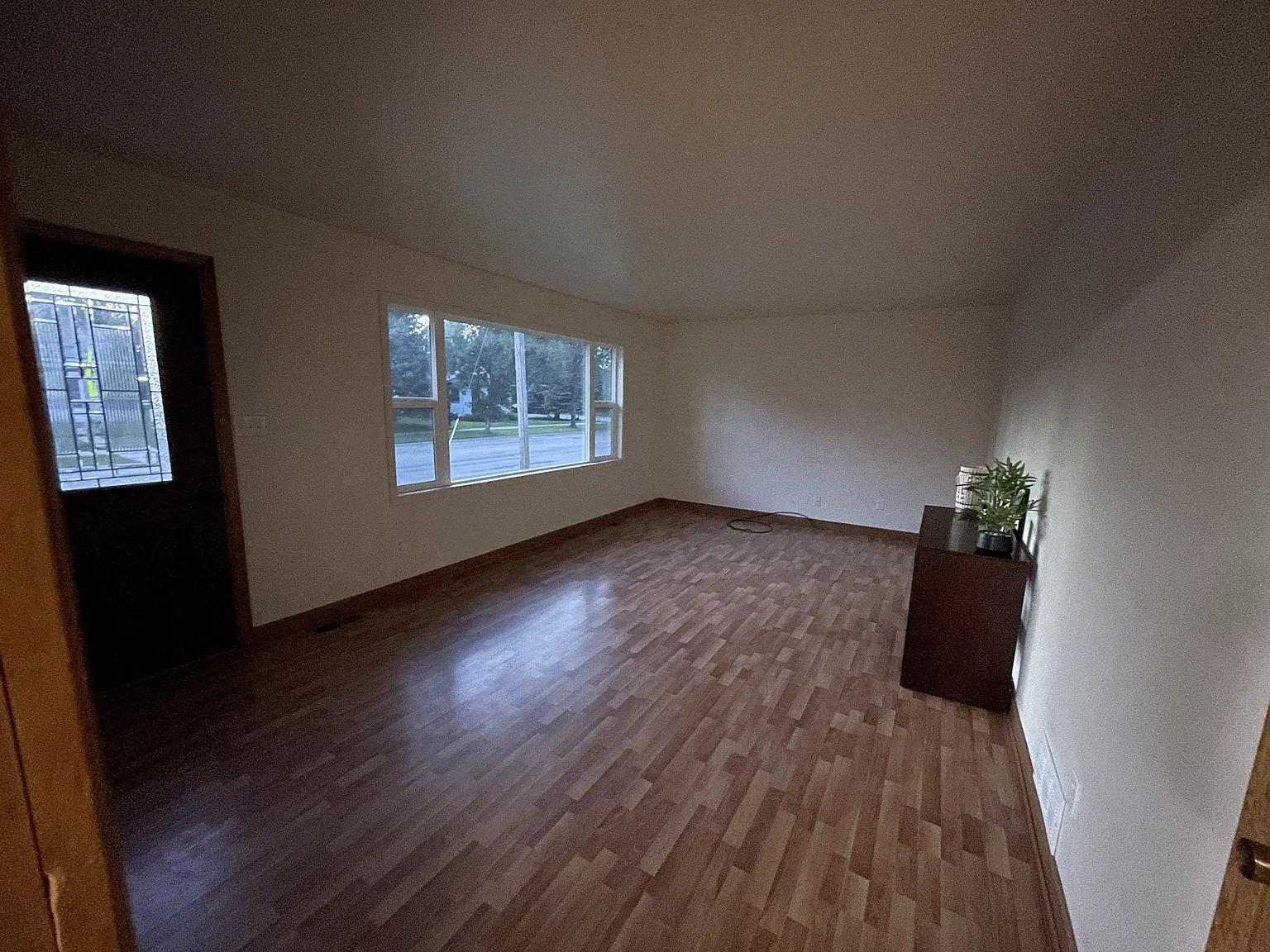3 bed, $1,450 — Photo 4