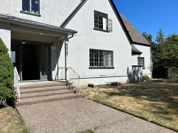 3007 NW Harrison Blvd #1