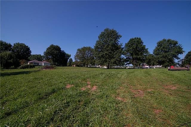 2nd image of 9213 S Shrout Rd