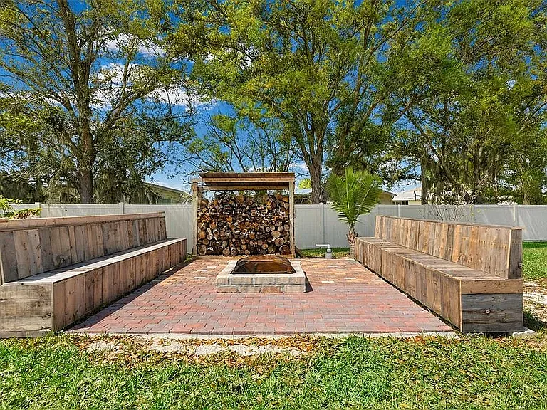 11439 57th St E — Photo 29