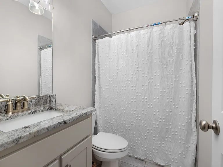 125 Valleyview Ln — Photo 21