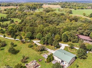32354 G Trl, Earlham, IA 50072