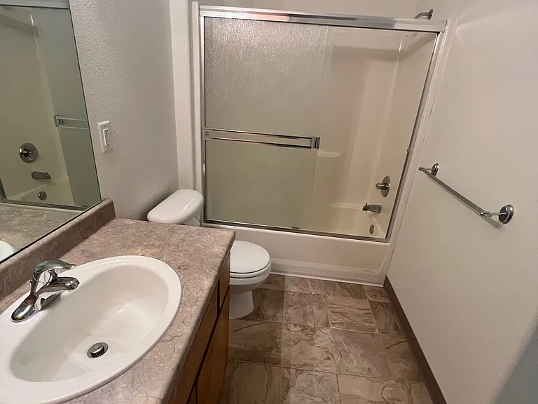 3151 Forest Hills Dr #6 — Photo 18
