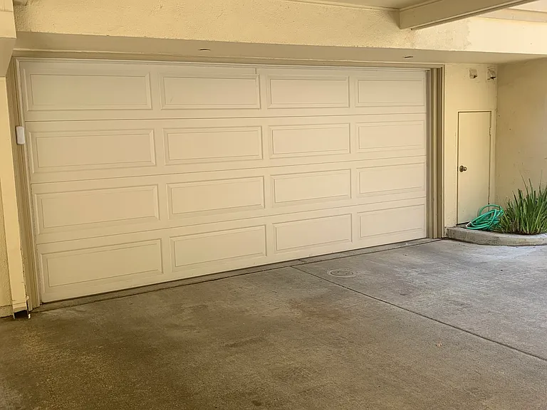Attached 2 car garage