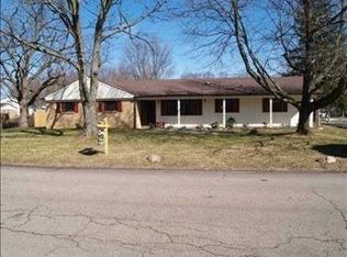 7657 Woodside Dr, Indianapolis, IN