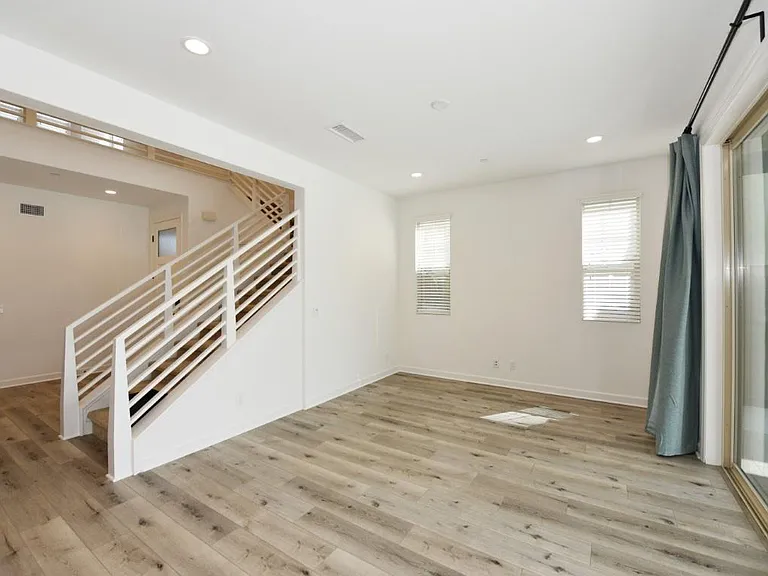 17 Arriate St — Photo 11