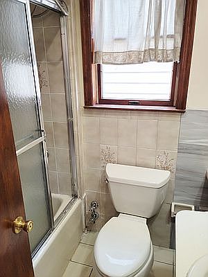 2nd image of 486 E 4th St Floor 1