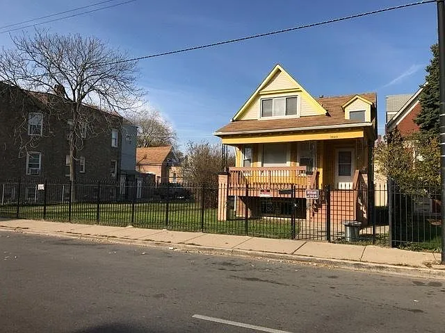 3842 W Division St — Photo 5