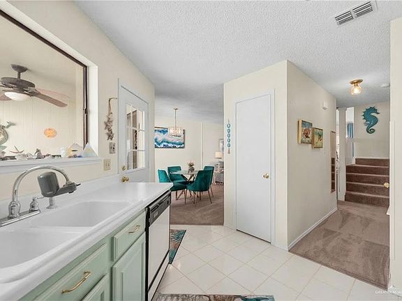 5th image of 3038 Quail Springs Rd APT B4