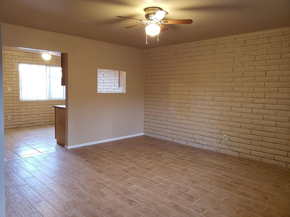 1st image of 18041 N 40th Pl APT 4
