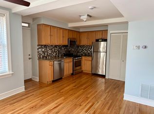 2600 W Winnemac Ave APT 2C, Chicago, IL 60625